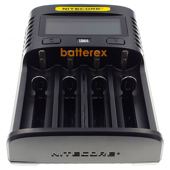 Зарядний пристрій Nitecore UM4 на 4 акумулятори Ni-MH/Ni-Cd/Li-ion/LiFePO4