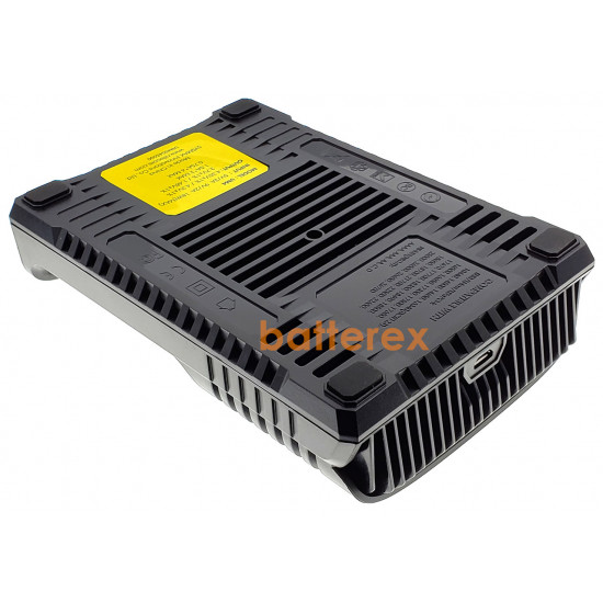 Зарядний пристрій Nitecore UM4 на 4 акумулятори Ni-MH/Ni-Cd/Li-ion/LiFePO4