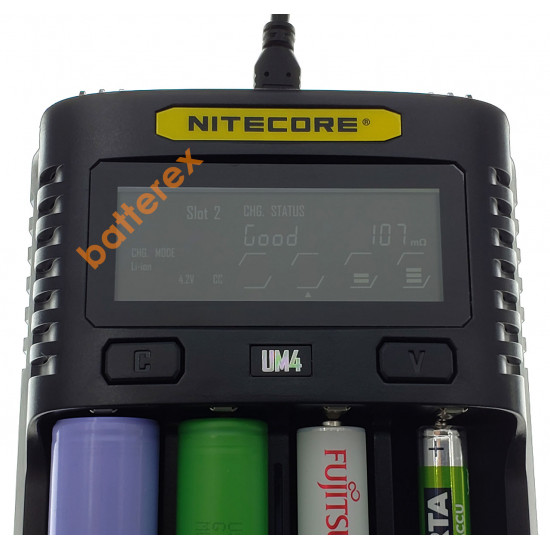Зарядний пристрій Nitecore UM4 на 4 акумулятори Ni-MH/Ni-Cd/Li-ion/LiFePO4