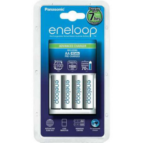 Фирменный комплект Panasonic Eneloop BQ-CC17 Advanced Charger Kit: быстрое зарядное устройство + 4 аккумулятора AA Panasonic Eneloop 2000mah BK-3MCCE